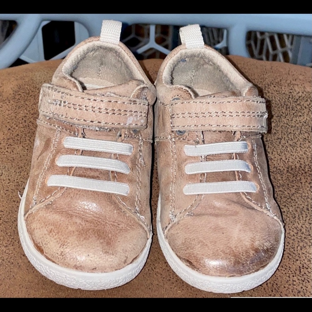 Tan, Size Toddler 4, Stride Rite “Craig” Sneaker